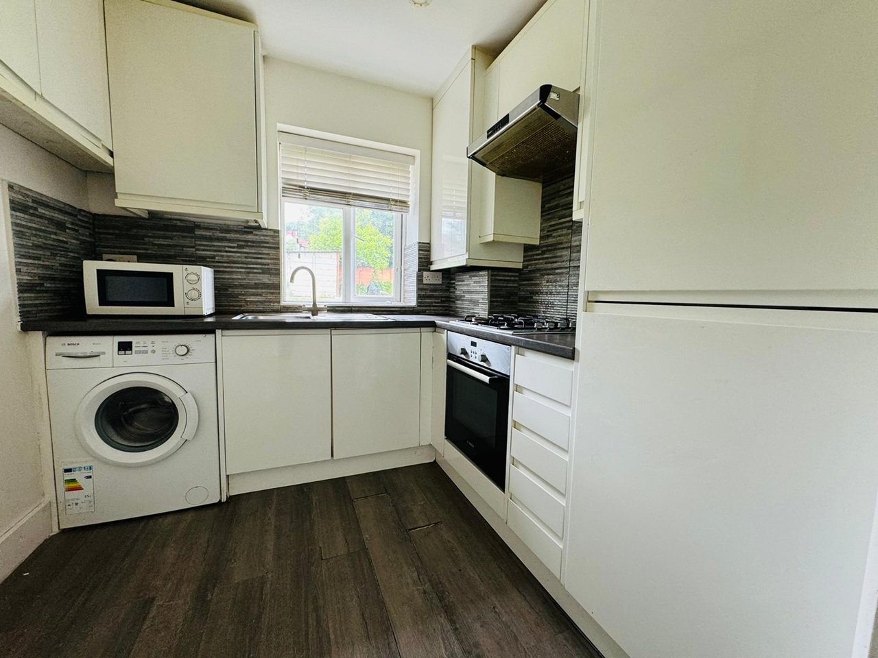 Wembley - Room in a Shared Flat, Empire Way, HA9 - To Rent Now for £780 ...