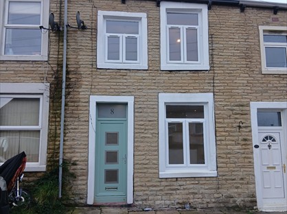 3 Bed Terraced House, Robinson Street, BB8