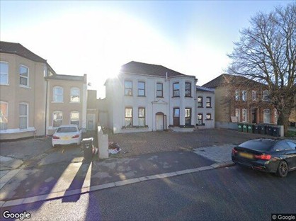 Room in a Shared House, Aldborough Road South, IG3