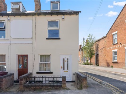 3 Bed Terraced House, Chesterman Street, RG1