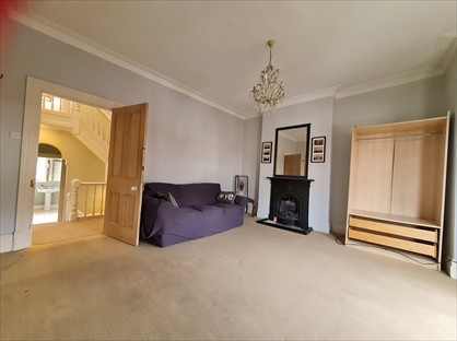 4 Bed Maisonette, Kings Avenue, CH47