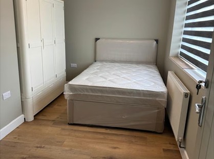 Room in a Shared House, Oldacre Road, B68