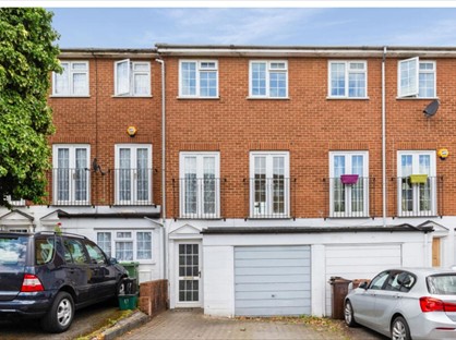 3 Bed Terraced House, St. James Road, SM1