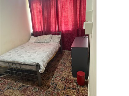Room in a Shared Flat, Orsett Terrace, IG8