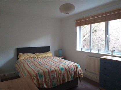 Room in a Shared House, Reservoir Close, CR7