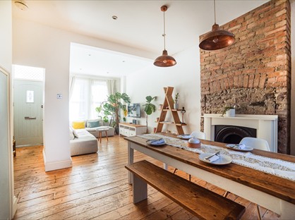 2 Bed Terraced House, Rosebery Avenue, N17