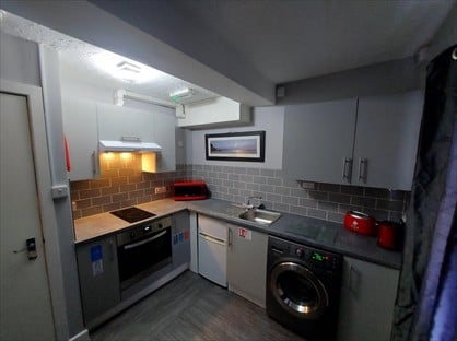 Studio Flat, Furnace Lane, TF2