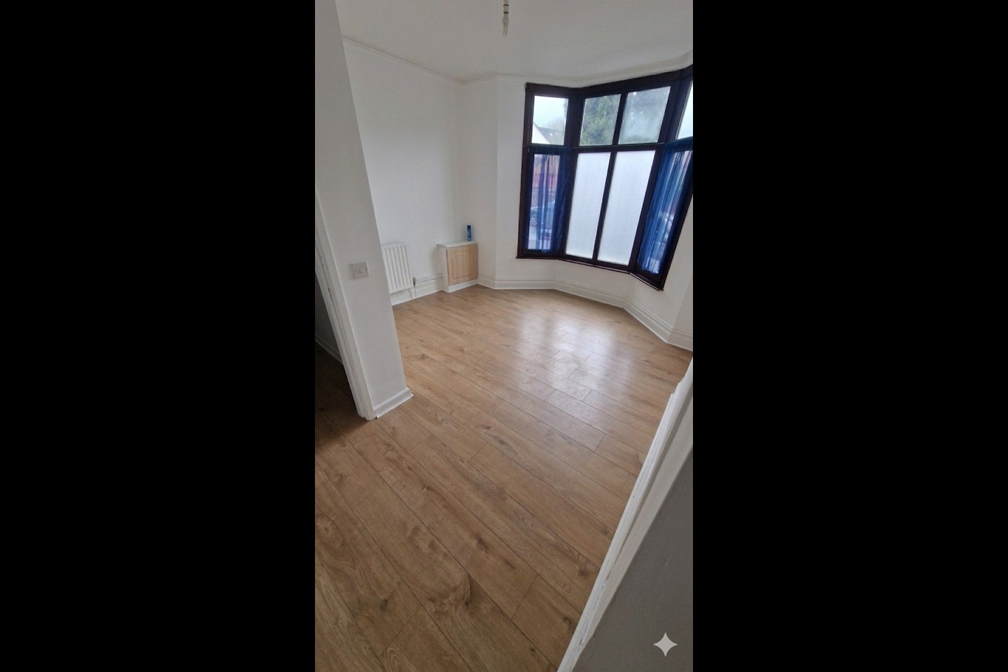2 Bed Flat, Owen Road, WV3