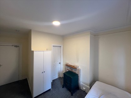 Room in a Shared Flat, High Street, CT16