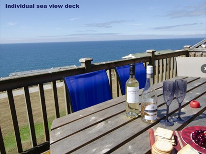 2 Bed Flat, Old Coastguard Holiday Park, DT6