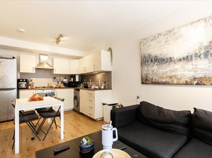 2 Bed Flat, Torriano Mews, NW5