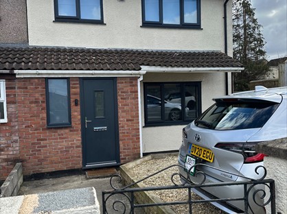 3 Bed Semi-Detached House, Mowcroft Road, BS13