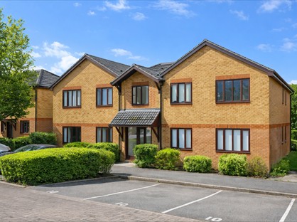 1 Bed Flat, Parklands, OX16