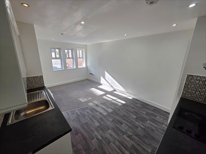 2 Bed Flat, King Edward Street, WF6