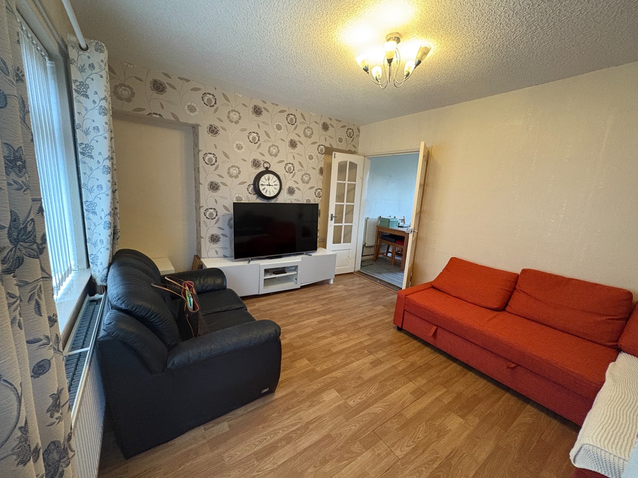 3 Bed Semi-Detached House, Roker Close, NG8
