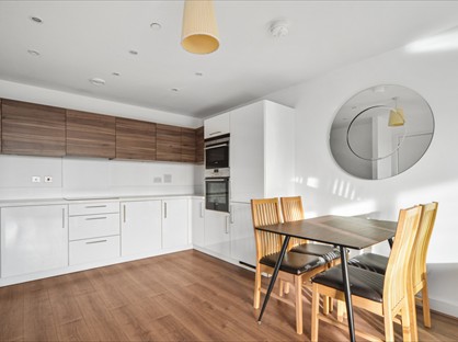 2 Bed Flat, Marner Point, E3