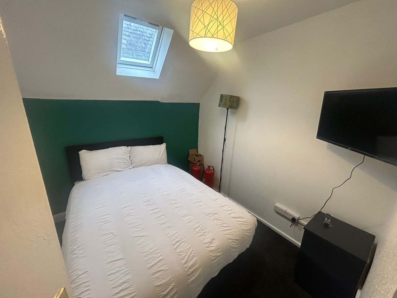 Additional image 2 of 4 Bed Flat, Beech Avenue, NG7, N1 7GU