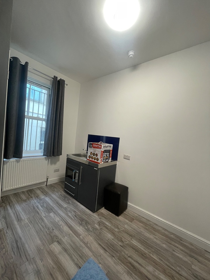 Room in a Shared House, West St, BN1 photo 3