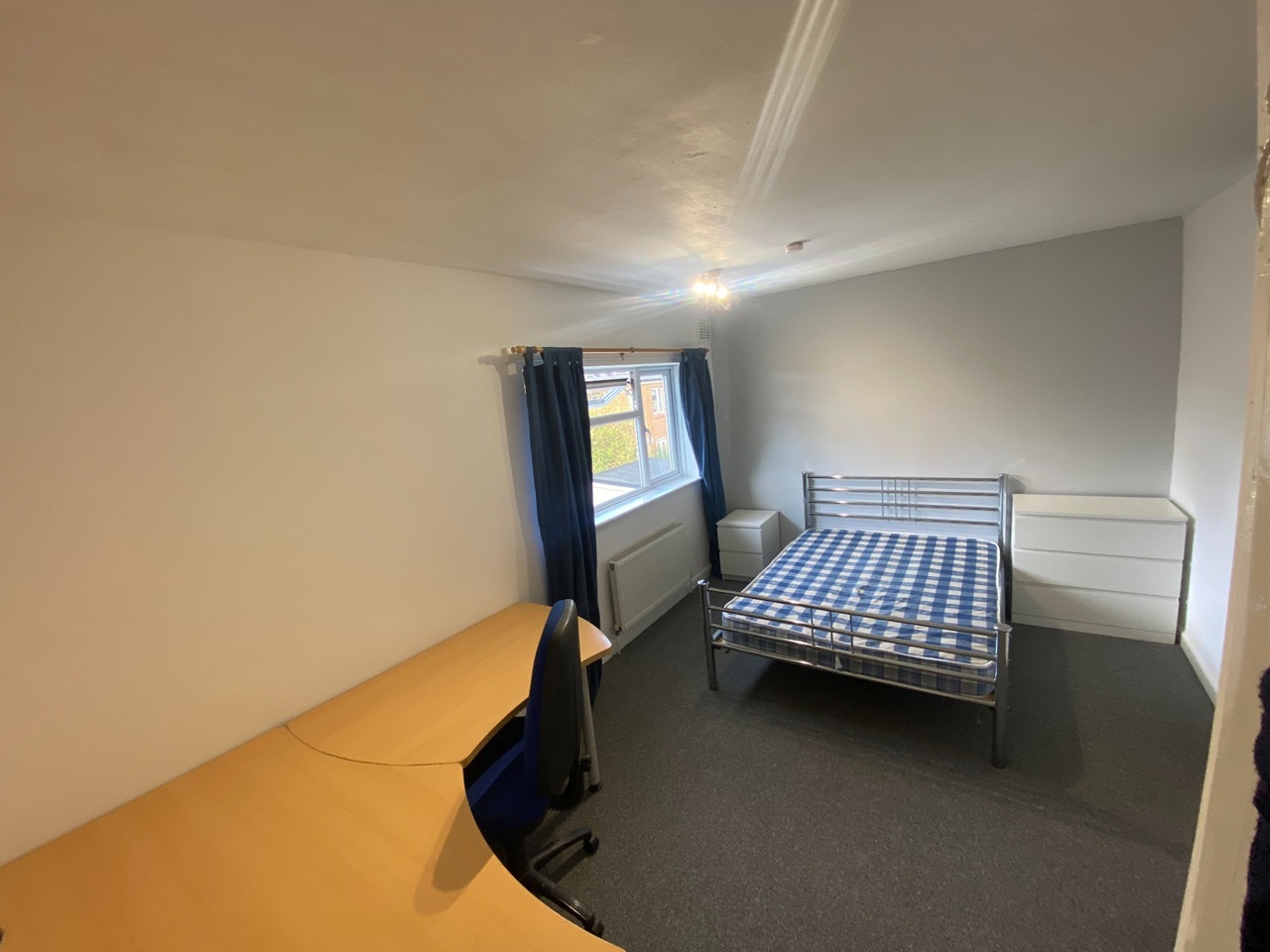 4 Bed Terraced House, Mayors Croft, CV4 photo 4