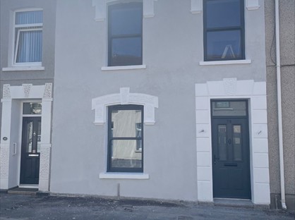 4 Bed Terraced House, James Street, SA15