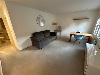 1 Bed Flat, Coldharbour Lane, SW9