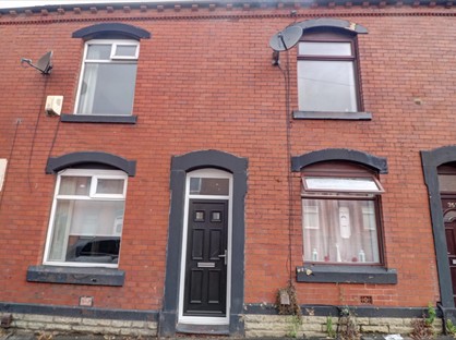 2 Bed Terraced House, Ripponden Road, OL1