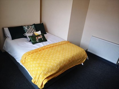 Room in a Shared House, Mildred Street, M7