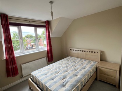 2 Bed Flat, Downing Court, WD6