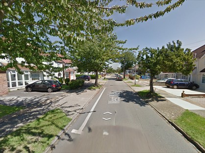 2 Bed Flat, West Way, TW5