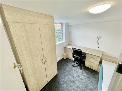 Room in a Shared House, Beechwood View, LS4