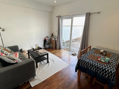 1 Bed Flat, York Road, SW11