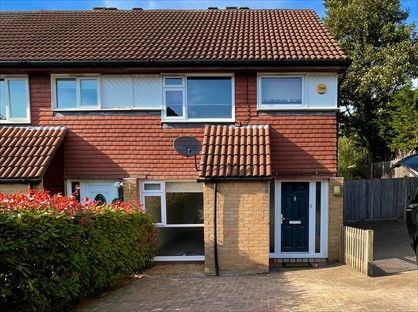 3 Bed End Terrace, Hillside Close, SM7