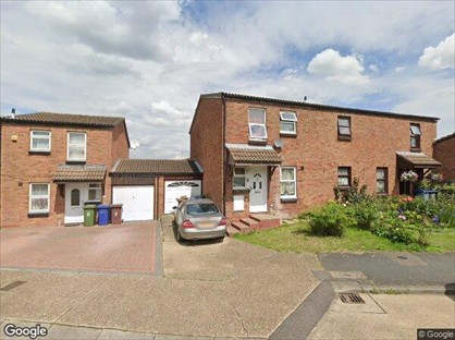 3 Bed Semi-Detached House, Thamley, RM19