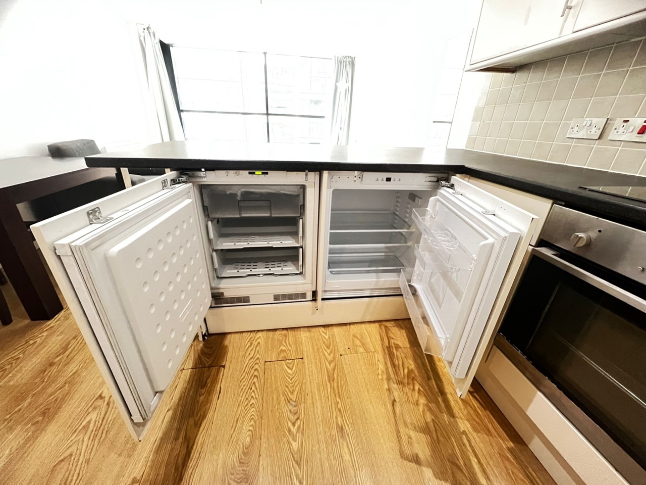 2 Bed Flat, Pall Mall, L3 photo 2