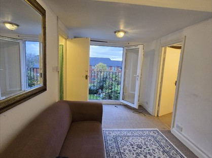1 Bed Flat, Hanger Lane, W5