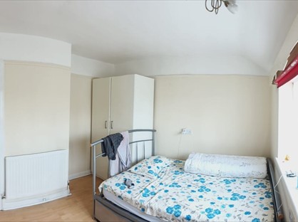 Room in a Shared House, Beam Avenue, RM10