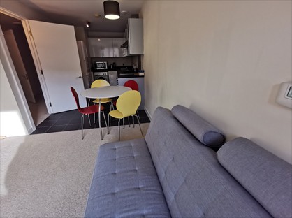 1 Bed Flat, Woods House, SW1W