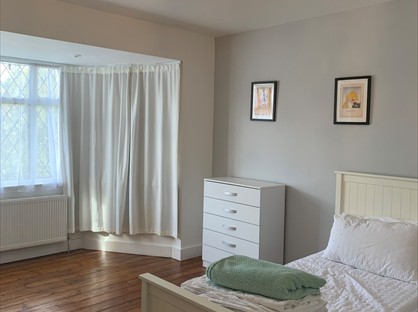 Room in a Shared House, London, SW15