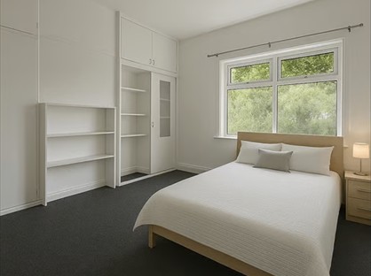 Room in a Shared House, Oxford Avenue, OL11