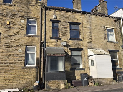 3 Bed Terraced House, Shay Lane, HX2