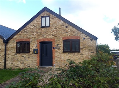 1 Bed Semi-Detached House, The Courtyard, CT12