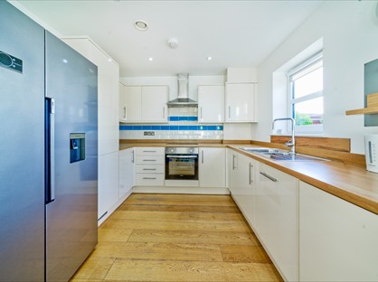 4 Bed Terraced House, Bluecroft, PO22