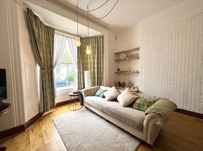 1 Bed Flat, Windsor Road, W5