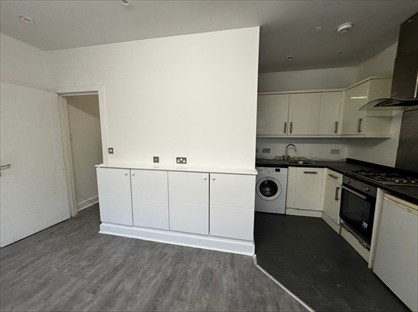 1 Bed Flat, High Street, SM1