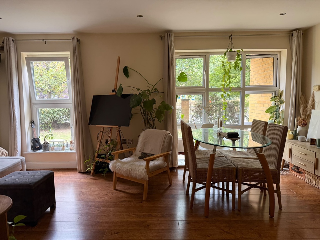 1 Bed Flat, Pembroke House, SW4 photo 3