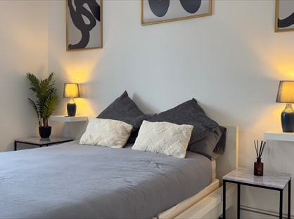 Room in a Shared House, Drayford Close, W9