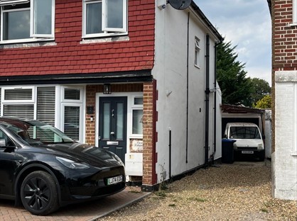 3 Bed Semi-Detached House, Selwood Road, GU22