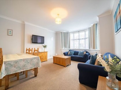 1 Bed Flat, Studland Road, BH4