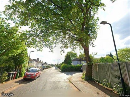 4 Bed Terraced House, Canterbury Avenue, SL2