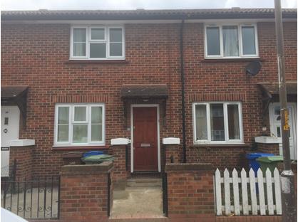 3 Bed Terraced House, Bramcote Grove, SE16